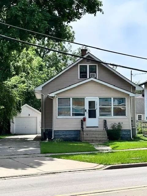 1218 White Ave, Beloit, WI 53511