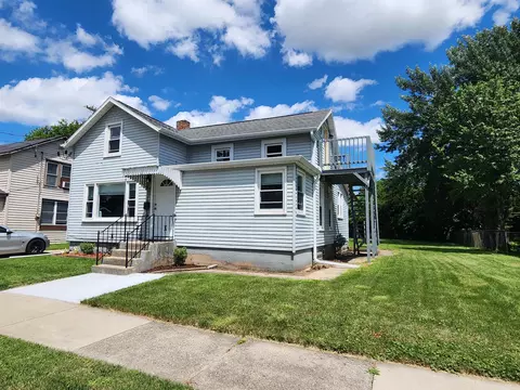 432 N Walnut St, Janesville, WI 53548