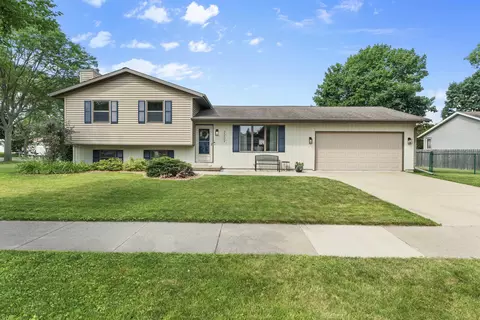 3202 Clove Dr, Madison, WI 53704