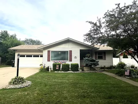 1961 Masters St, Beloit, WI 53511