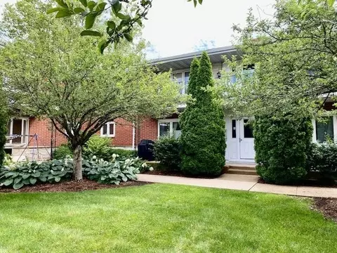 5353 Garden View Ct #5353, Madison, WI 53713