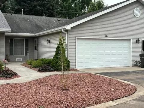 511 Griswold St #14, Ripon, WI 54971