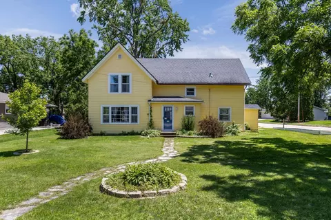328 S Park St, Belleville, WI 53508