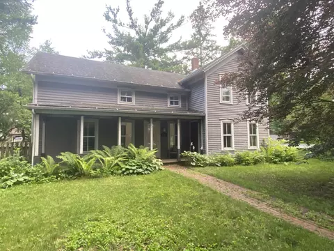 6123 Johnson St, Mcfarland, WI 53558