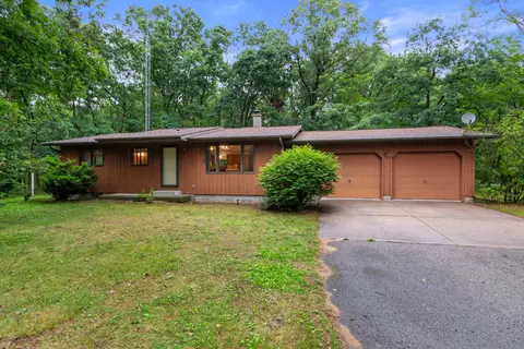 1194 Cypress Ave, Friendship, WI 53934