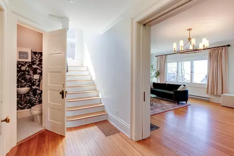 1908 Arlington Pl, Madison, WI 53726