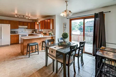 1340 Terapin Trl, Janesville, WI 53545