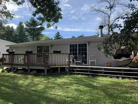 e2573 Porter Road, Lone Rock, WI 53556