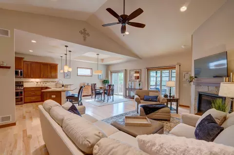 6876 Tuscan Ridge Cir, Deforest, WI 53532