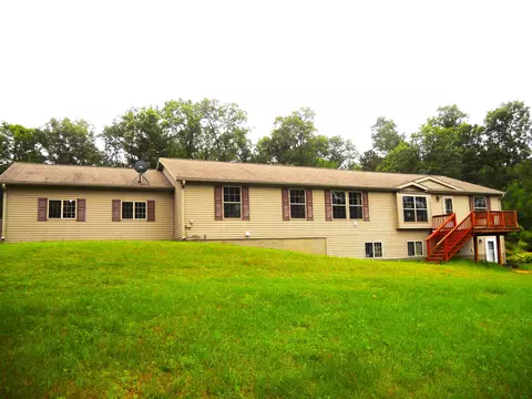 919 Gale Dr, Wisconsin Dells, WI 53965