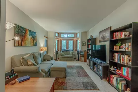 2125 Luann Ln #4, Madison, WI 53713