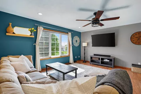 620 Brookstone Way, Watertown, WI 53094