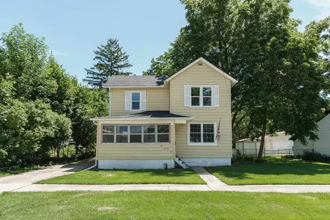 474 N Chatham St, Janesville, WI 53548