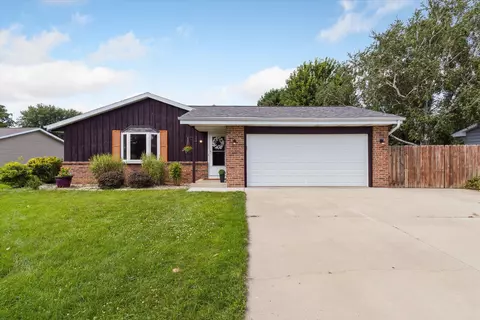 3411 Palmer Dr, Janesville, WI 53546