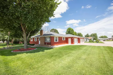 620 S Washington St, Cuba City, WI 53807