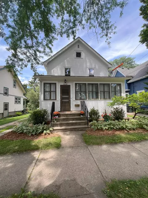 2206 Sommers Ave, Madison, WI 53704