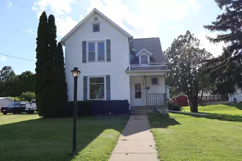 223 S Tyler St, Lancaster, WI 53813
