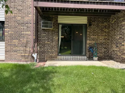 1013 N Sunnyvale Ln #D, Madison, WI 53713