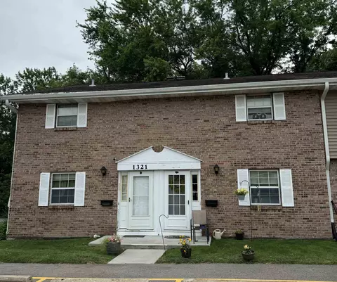 1321 Tompkins Dr #E, Madison, WI 53716