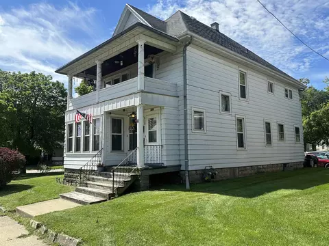 628 Jackson St, Janesville, WI 53548