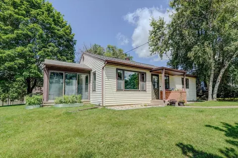565 S Monroe St, Waterloo, WI 53594