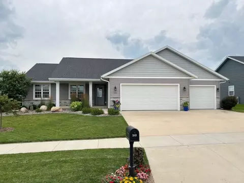 343 Oak St, Evansville, WI 53536