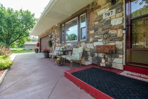 707 Townsend St, Cambridge, WI 53523