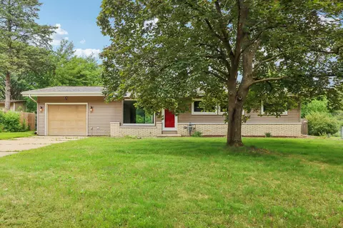 2009 Mulberry Ln, Madison, WI 53711