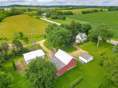 4984 County Rd N, Sun Prairie, WI 53590