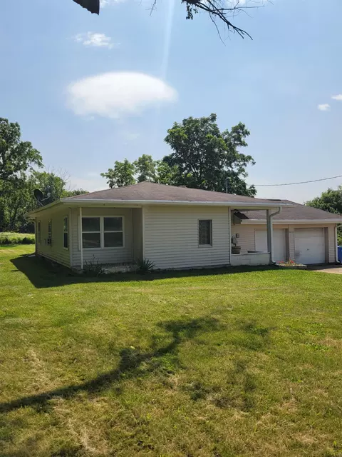 2456 S Fish Hatchery Rd, Fitchburg, WI 53711