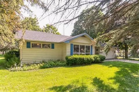 406 E Church St, Orfordville, WI 53576