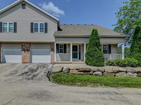 993 Chandler Ln, Sun Prairie, WI 53590