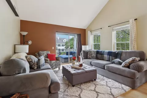 5907 Cottontail Trl, Madison, WI 53718