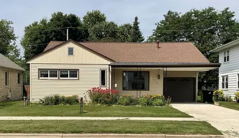 114 Cleveland St, Beaver Dam, WI 53916