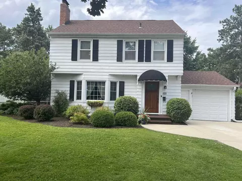 1121 Hawthorne Ave, Janesville, WI 53545