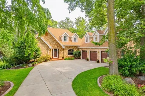 1340 Stratford Ct, Middleton, WI 53562