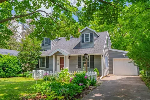 413 Bordner Dr, Madison, WI 53705
