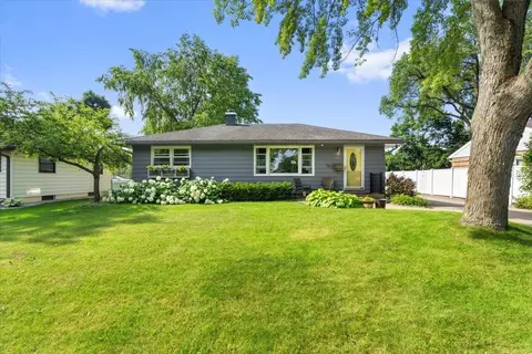 201 Acacia Ln, Madison, WI 53716