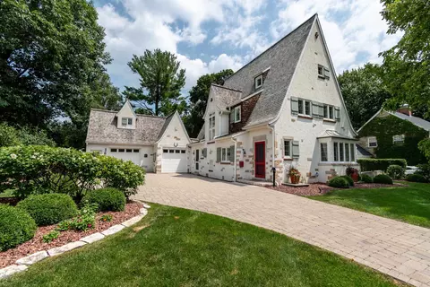 324 Lakewood Blvd, Madison, WI 53704