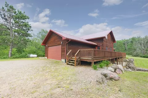2670 County Road G, Oxford, WI 53952