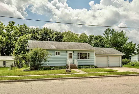 202 Warren St, Albany, WI 53502