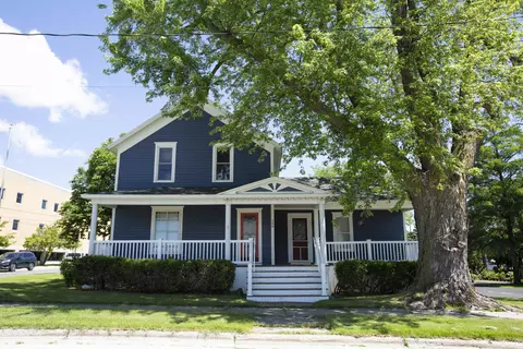 208 S 4th Ave, Sturgeon Bay, WI 54235