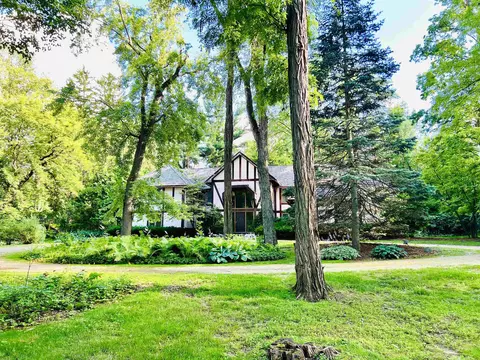 6105 S Highlands Ave, Madison, WI 53705
