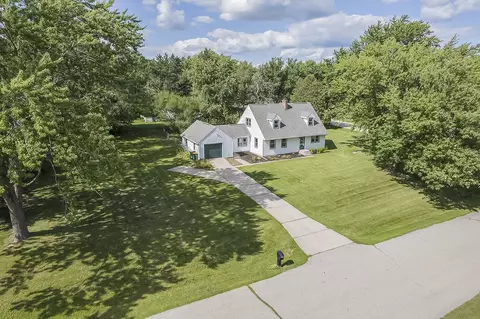 3315 W Alpine Dr, Beloit, WI 53511