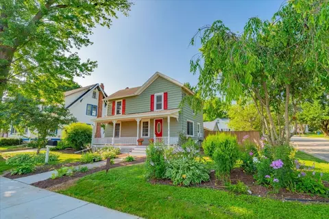 206 Washington St, Oregon, WI 53575