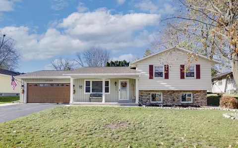 1406 Endl Blvd, Fort Atkinson, WI 53538