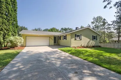 5306 Camilla Rd, Madison, WI 53716
