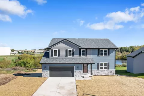 406 Michelle Ln, Cottage Grove, WI 53527