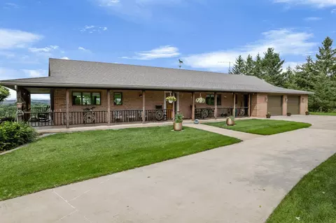 w10710 County Road O, Elroy, WI 53929