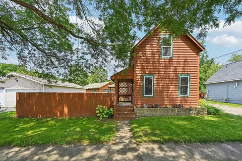 511 Illinois Ave, Wisconsin Dells, WI 53965